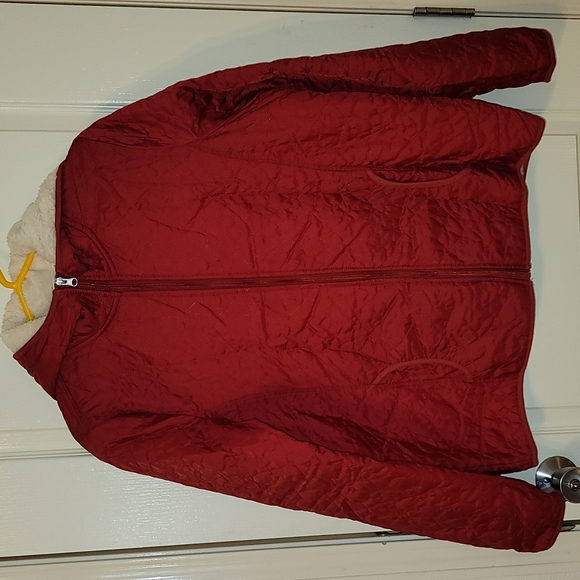 Disney Jackets & Blazers - MICKEY AND MINNIE MOUSE WOMEN'S QUILTED PUFFY JACKET